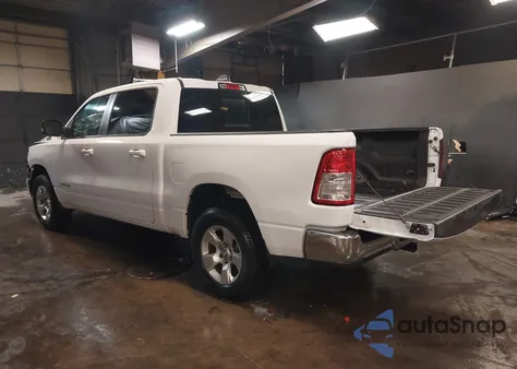 2021 Ram 1500 Big Horn 4X4 5'7 Box из США, поврежденный, VIN 1C6RRFFG5MN803097